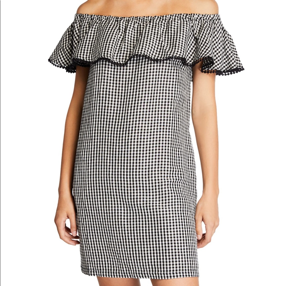 Tommy Bahama
Gingham Off-the-Shoulder Ruffle Dress